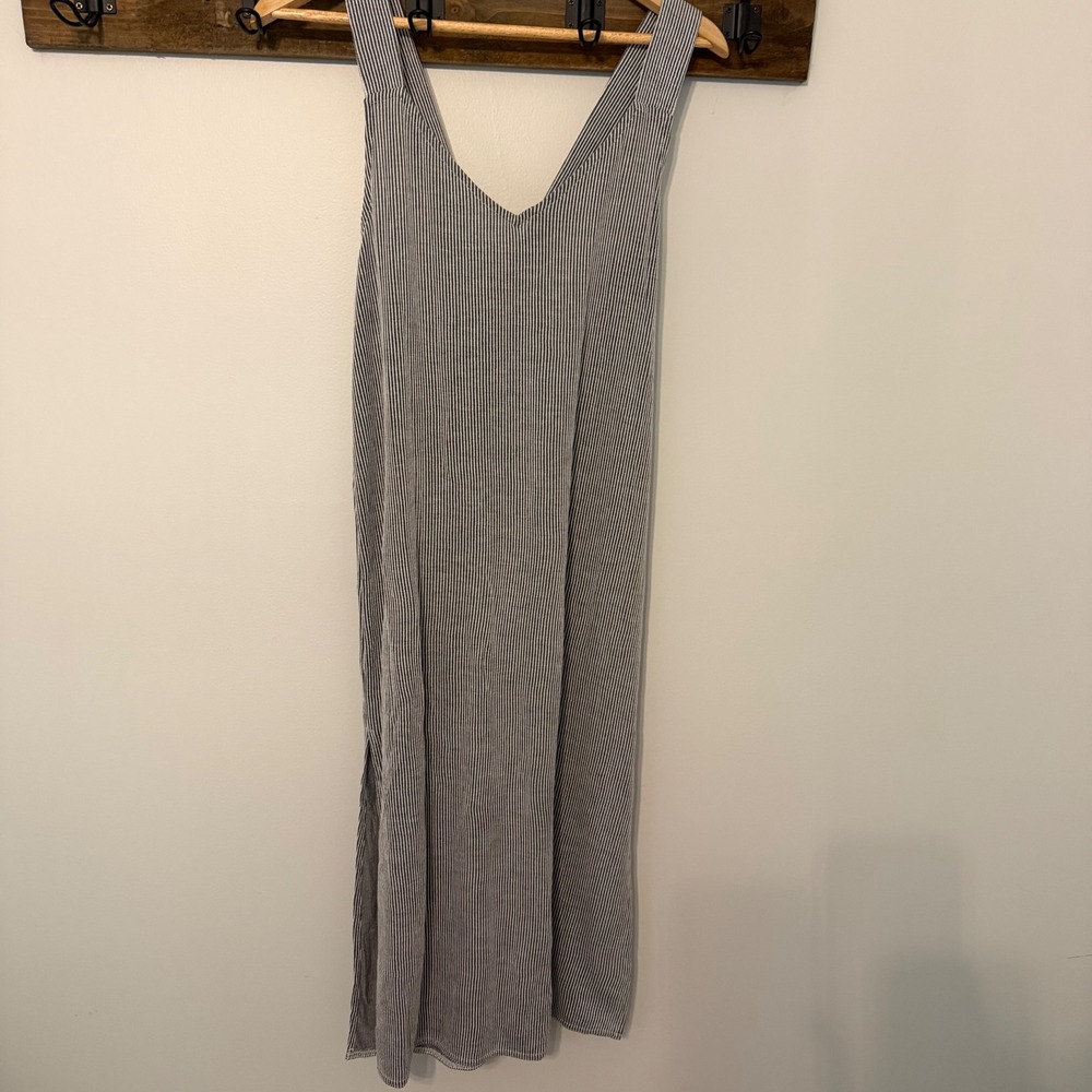 O'Neill Striped V-Neck Crisscross Back Maxi Dress Navy White Medium